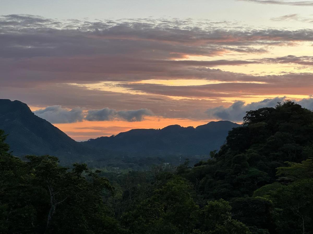 El Valle De Anton La Chachalaca 외부 사진